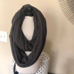 New With Tags The Limited Infinity Scarf